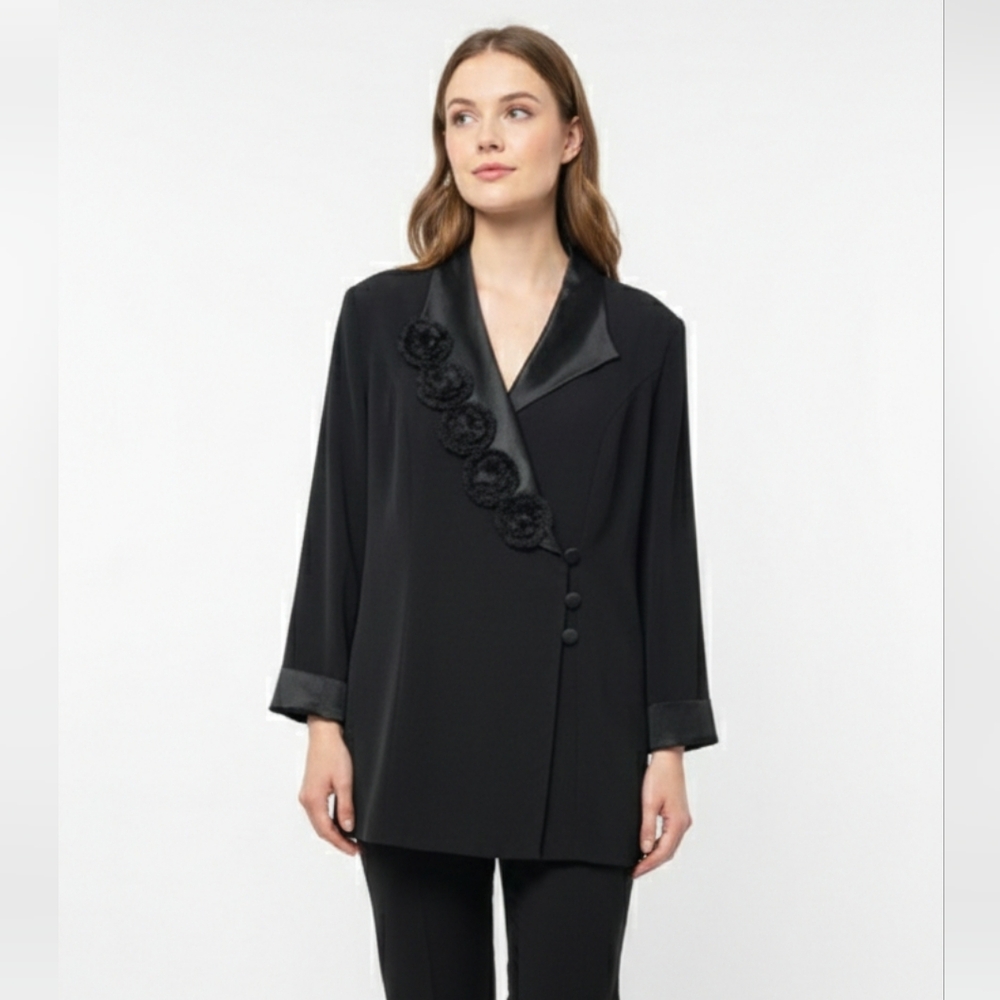 Mo'nique Tania Bella Black Satin Trim Formal Evening Wedding Blazer Size 22